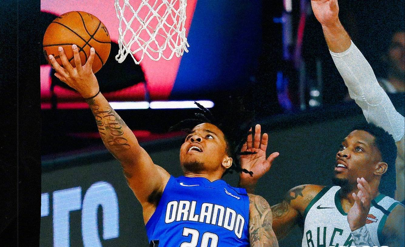 开云下载-澳大利亚男篮爆冷雄鹿，萨姆·米切尔绝境逆转