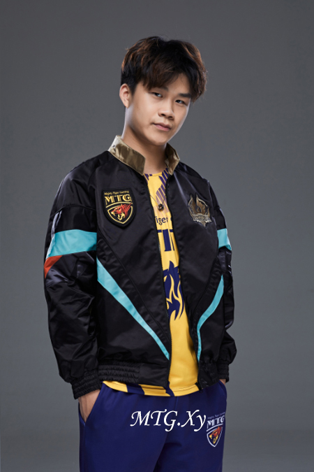 开云体育下载-C9鏖战KT，Kanavi开启传奇时刻宿命之战成都决赛之夜，留下经典瞬间