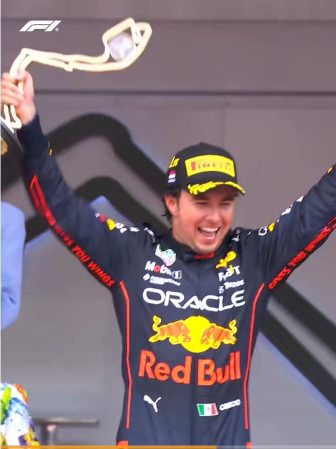 开云体育中国-迈凯伦完胜红牛二队，佩雷兹刷新纪录