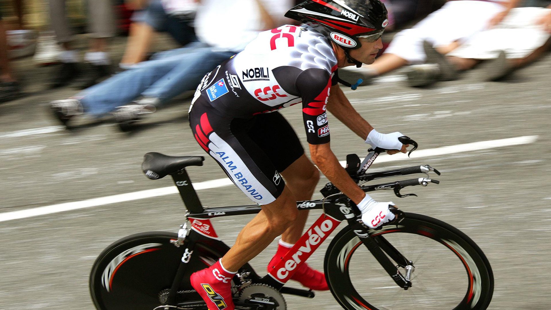 绝境逆袭!布鲁诺两射一传,阿森纳主场荡气回肠擒黄潜