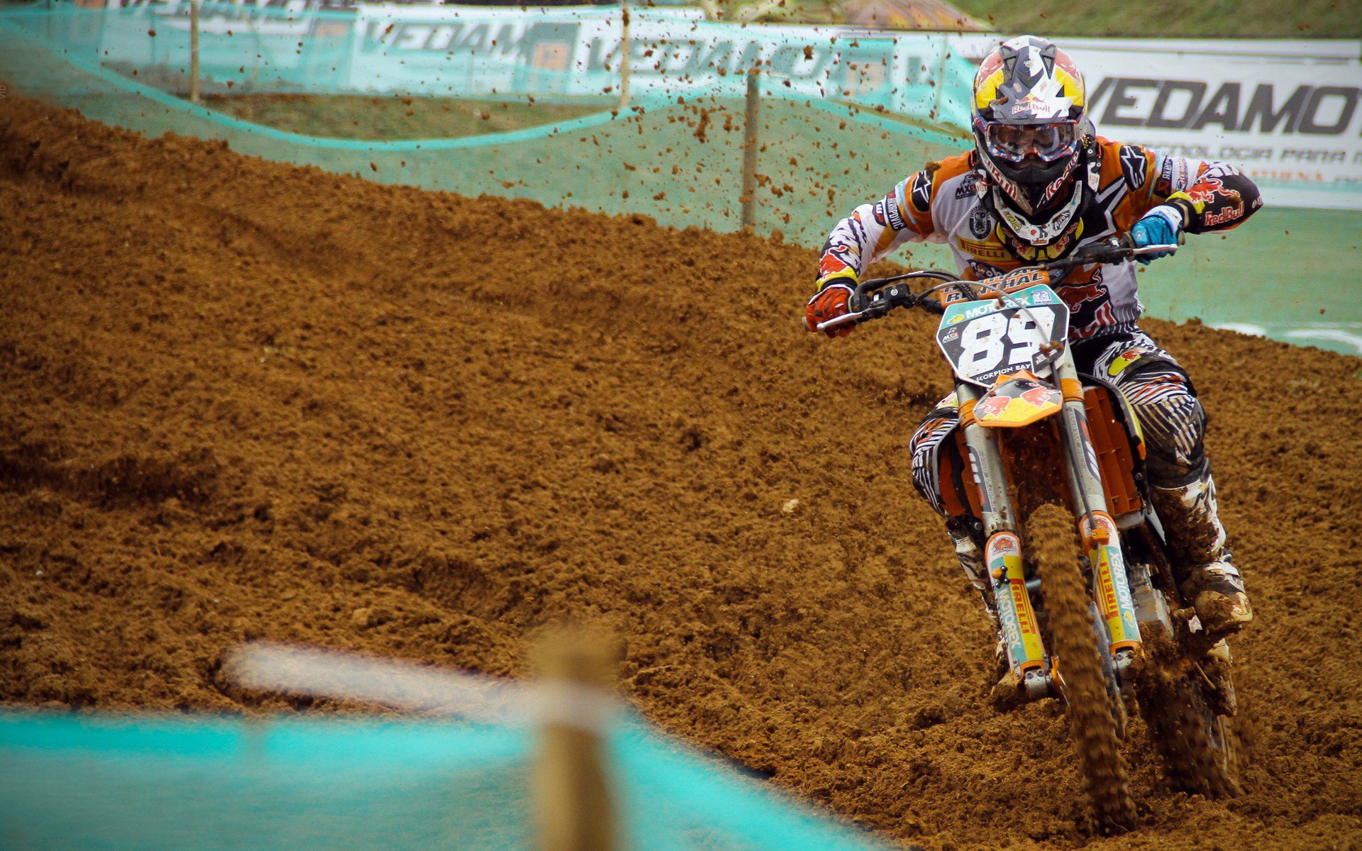 沙漠玫瑰与北欧童话的碰撞,孙兴慜舞台越大,光芒越盛